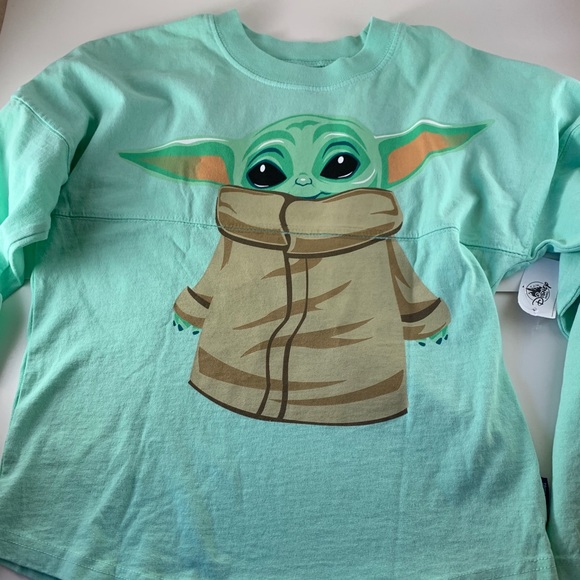 Disney The Child Spirit Jersey - The Mandalorian - Picture 4 of 5